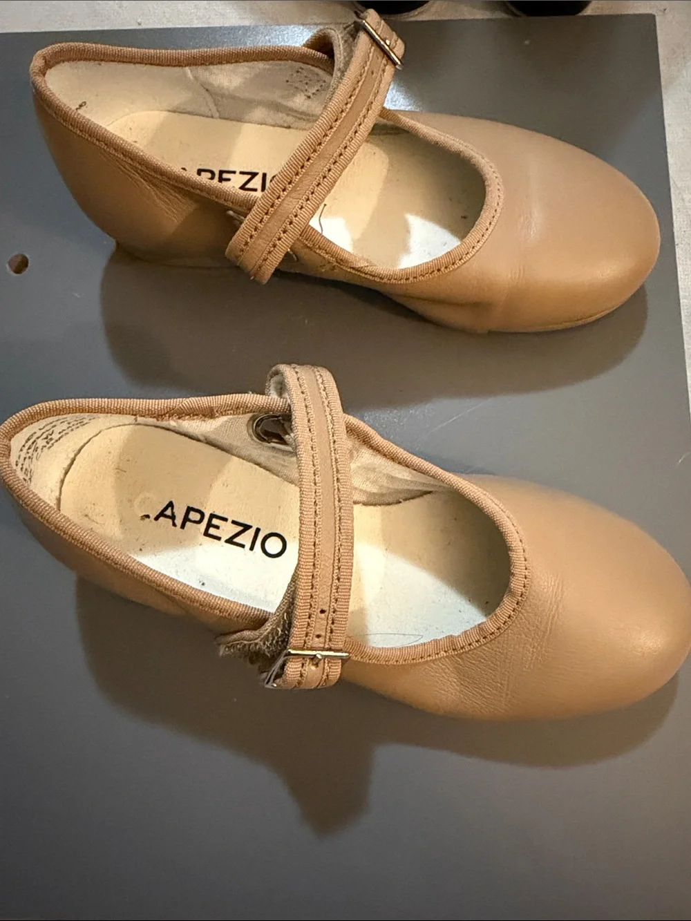 Capezio Girls' Tan Tap Shoe 12.5 W Girls